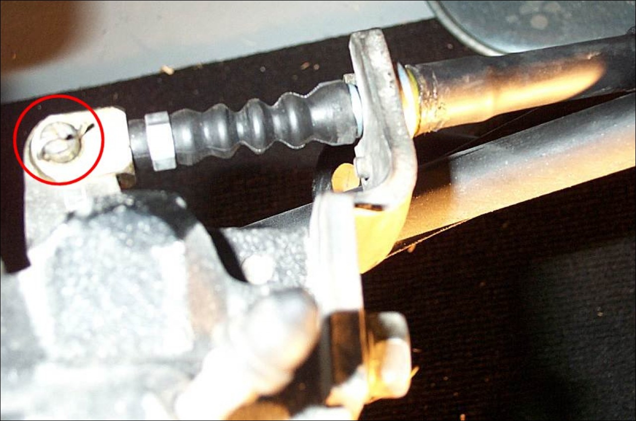 Parking Brake Cable Replacement for Toyota MR2 (MkI) AW10 AW11 (1984