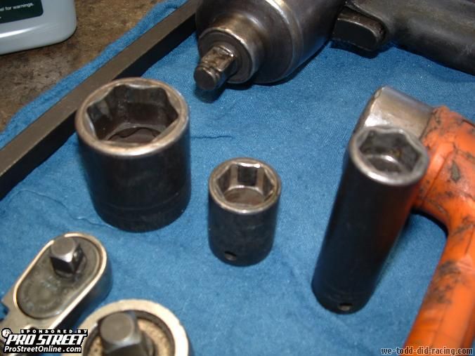 2005 Honda Civic Axle Nut Size