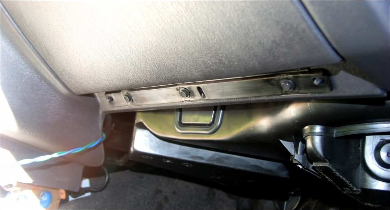 Heater Core Replacement HowTo for Dodge Neon 1st Gen (19951999)