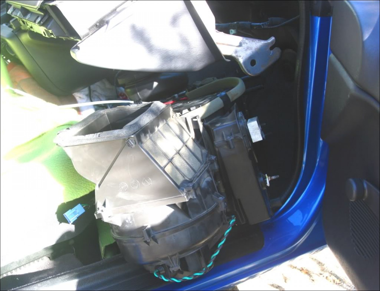 Heater Core Replacement HowTo for Dodge Neon 1st Gen (19951999)